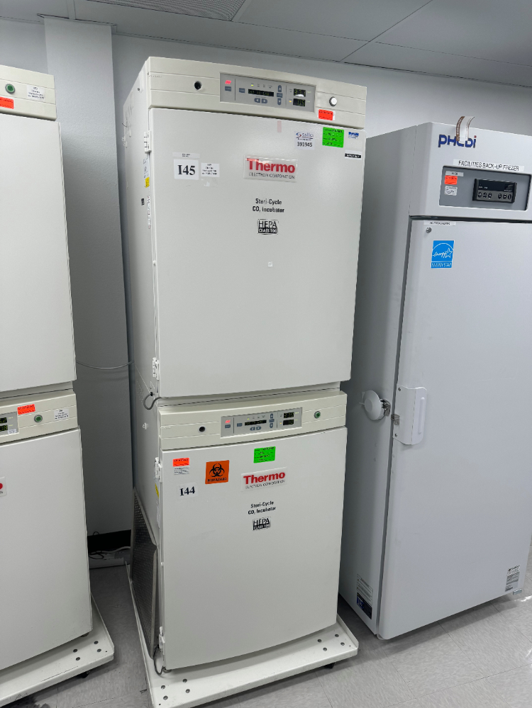 Image of Thermo Electron Steri-Cycle Double Stack CO2 Incubator